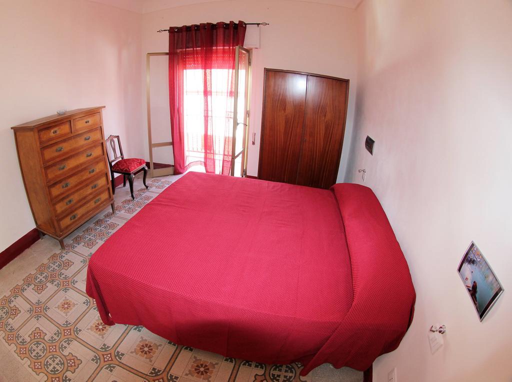 Apartmán La Melagrana Castellammare del Golfo Pokoj fotografie